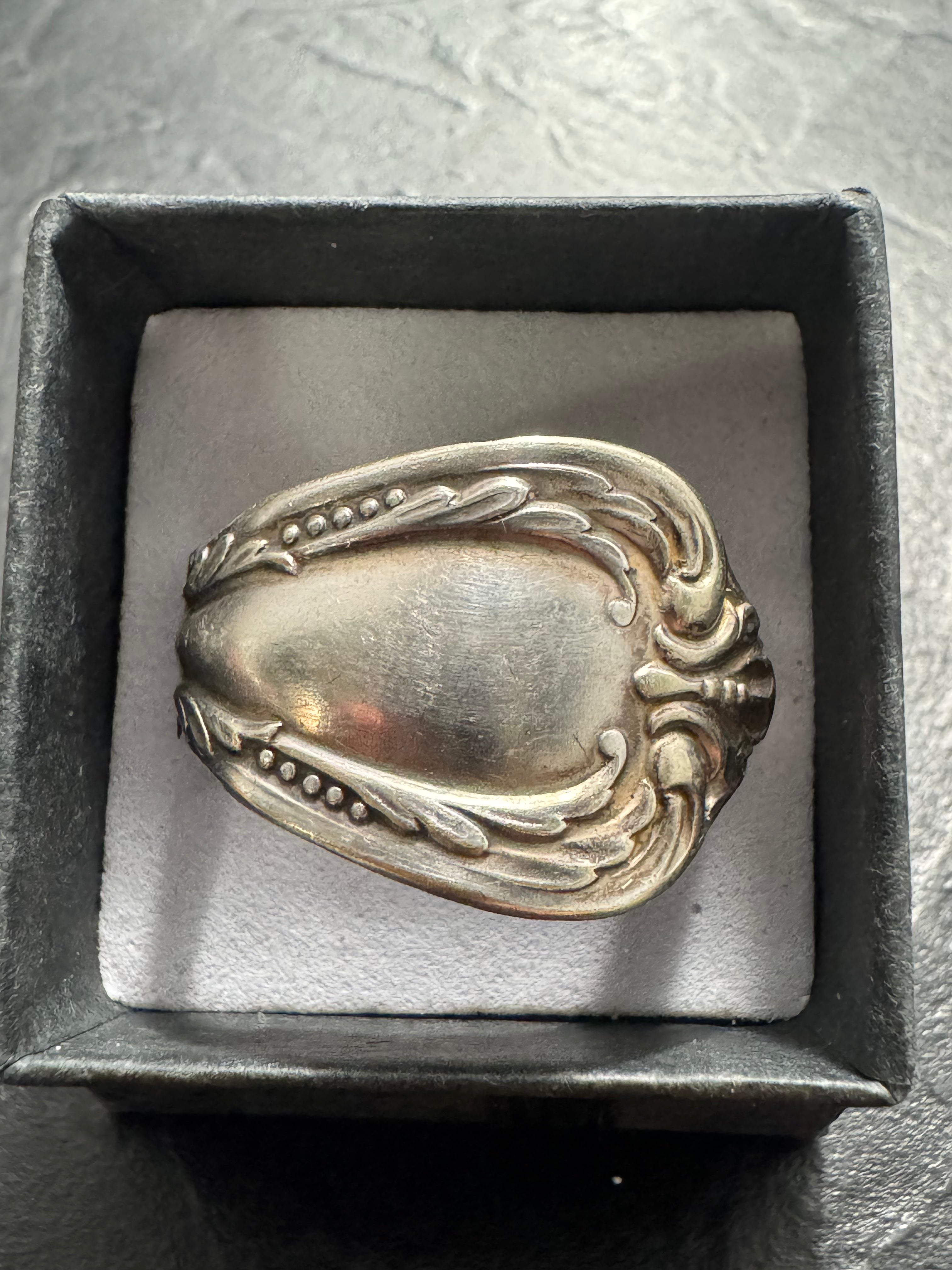 Silver Tide – Vintage Oneida LTD Spoon Ring (Size 10)